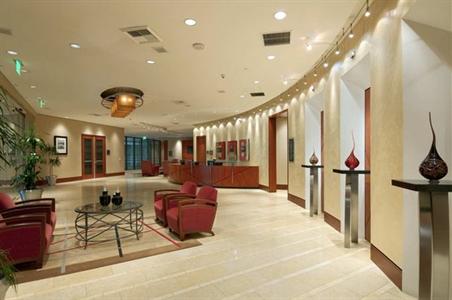 фото отеля Hilton Long Beach & Executive Meeting Center