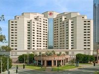 Hilton Long Beach & Executive Meeting Center