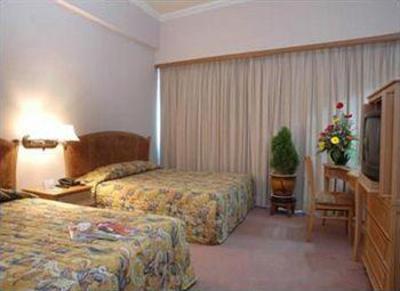 фото отеля Mega Hotel