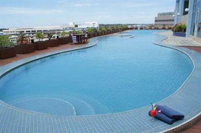 фото отеля Mega Hotel