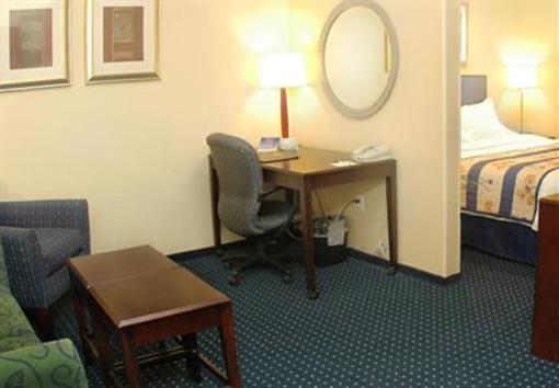 фото отеля SpringHill Suites Lansing