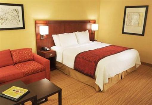 фото отеля Courtyard by Marriott Albany Airport
