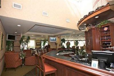 фото отеля Monte Carlo Inn Airport Suites