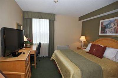 фото отеля Monte Carlo Inn Airport Suites