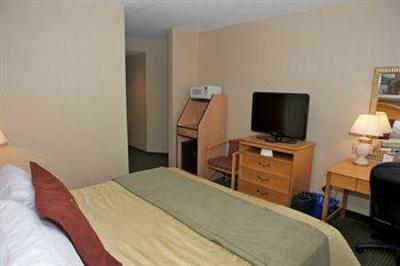 фото отеля Monte Carlo Inn Airport Suites