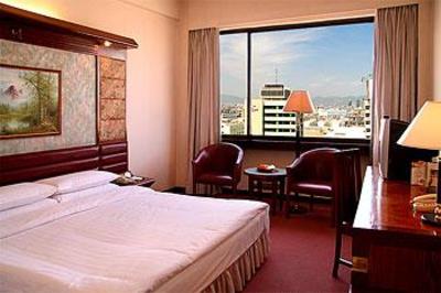 фото отеля Golden Dragon Hotel Kunming