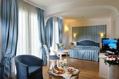 фото отеля Hotel Italia Palace Lignano Sabbiadoro
