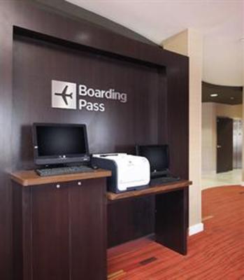 фото отеля Courtyard by Marriott Sacramento - Folsom