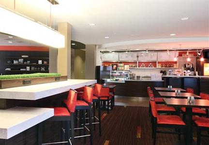 фото отеля Courtyard by Marriott Sacramento - Folsom