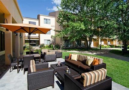фото отеля Courtyard by Marriott Kansas City Overland Park/Metcalf