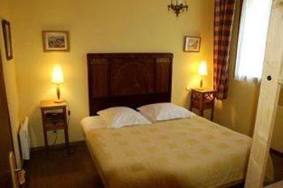 фото отеля Domaine Grand Guilhem Hotel Cascastel-des-Corbieres