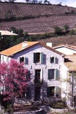 фото отеля Domaine Grand Guilhem Hotel Cascastel-des-Corbieres