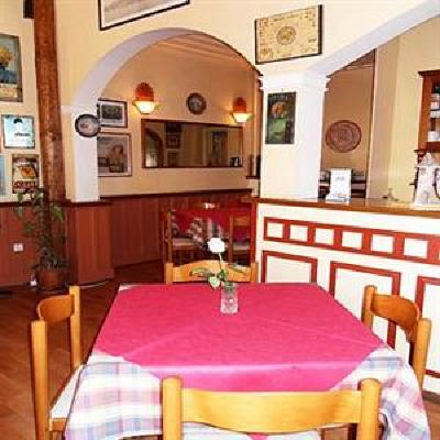 фото отеля Pension Omorfi Poli