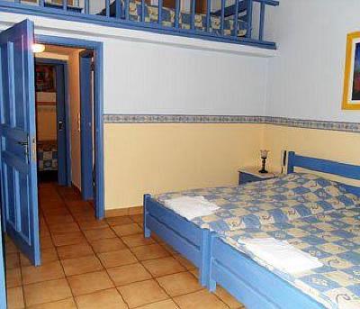 фото отеля Pension Omorfi Poli