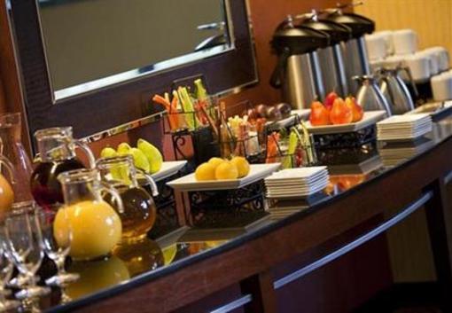 фото отеля Bethesda Marriott Suites