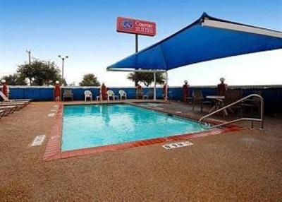 фото отеля Comfort Suites near Fort Sam / Lackland