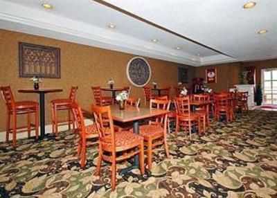 фото отеля Comfort Suites near Fort Sam / Lackland