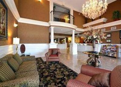 фото отеля Comfort Suites near Fort Sam / Lackland