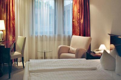 фото отеля Hotel Stadt Tuebingen