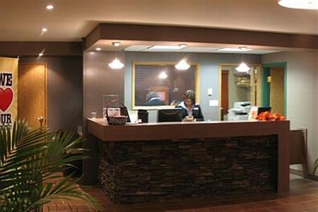 фото отеля Lakeview Inn & Suites Fort Saint John