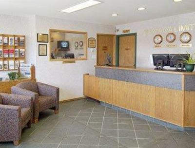 фото отеля Lakeview Inn & Suites Fort Saint John
