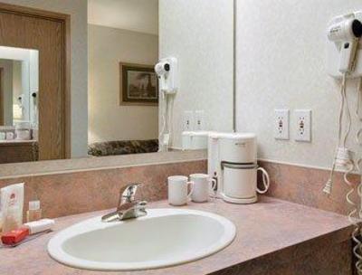 фото отеля Lakeview Inn & Suites Fort Saint John