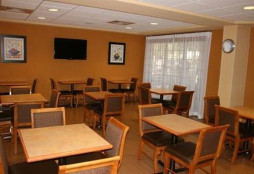 фото отеля Holiday Inn Express & Suites Fort Lauderdale Airport West