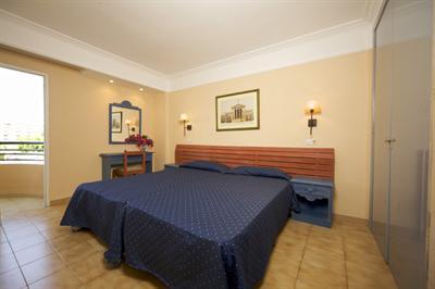 фото отеля Aparthotel Alcudia Beach