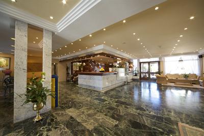 фото отеля Aparthotel Alcudia Beach
