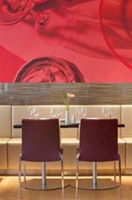 фото отеля InterCity Hotel Bonn