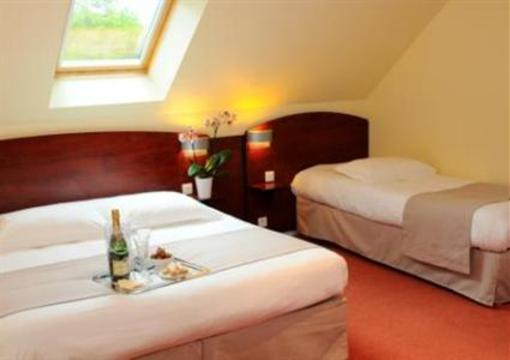 фото отеля Kyriad Saint Malo Ouest - Dinard