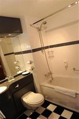 фото отеля Holiday Inn Garden Court Wolverhampton