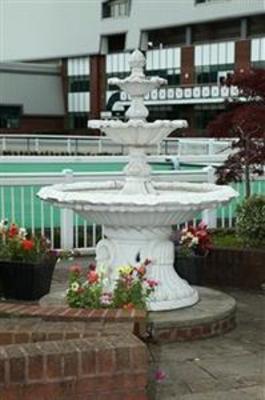 фото отеля Holiday Inn Garden Court Wolverhampton