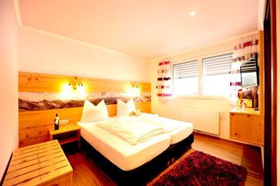фото отеля Hotel-Gasthof zum Schwanen