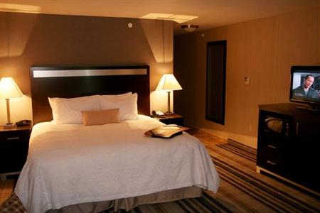 фото отеля Hampton Inn Meadville