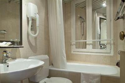 фото отеля Saint Christophe Hotel Paris
