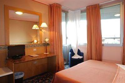 фото отеля Hotel Oleggio Malpensa