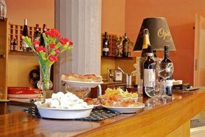 фото отеля Hotel Oleggio Malpensa
