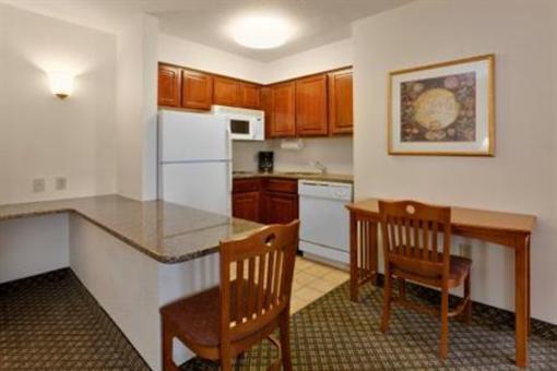 фото отеля Staybridge Suites Allentown Airport