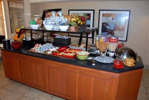 фото отеля Staybridge Suites Allentown Airport