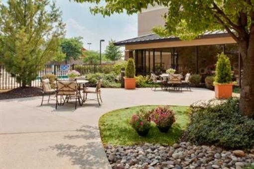 фото отеля Staybridge Suites Allentown Airport