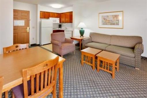 фото отеля Staybridge Suites Allentown Airport