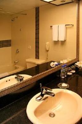 фото отеля Ramada Plaza Guiyang