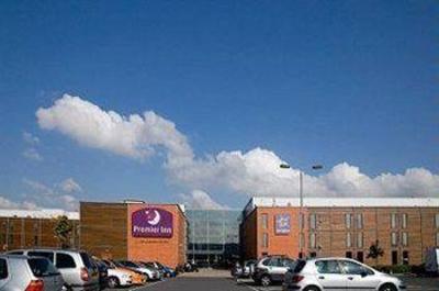 фото отеля Premier Inn Heathrow Airport London