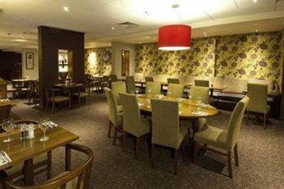 фото отеля Premier Inn Heathrow Airport London