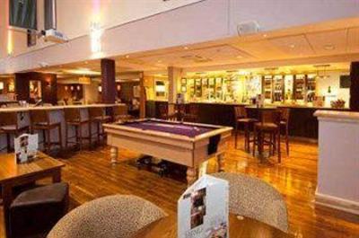 фото отеля Premier Inn Heathrow Airport London