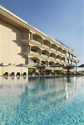 фото отеля Al Bustan Rotana - Dubai