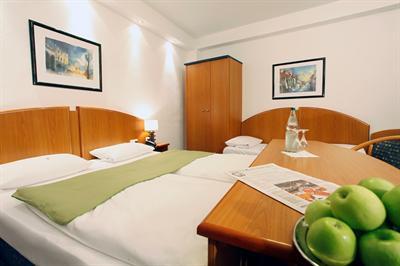 фото отеля Hotel Condor Hamburg