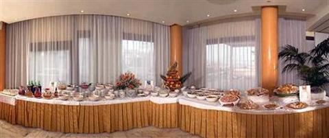 фото отеля Clarion Hotel Admiral Palace