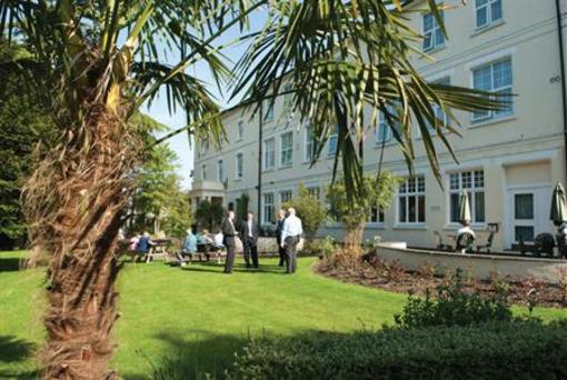 фото отеля The Best Western Russell Hotel
